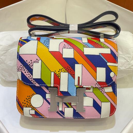 【エルメス HERMES】限定品 コンスタンス24 オンアサマーデイ マルチカラー スイフト シルバー金具（100％手縫い）